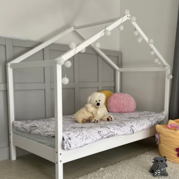   Házikóágy 180×90 cm, long tetővel, leesésgátló és ágyneműtartó nélkül, fehér színben 