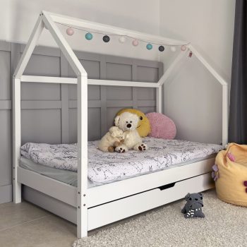   Házikóágy 180×90 cm, original tetővel, leesésgátló nélkül, ágyneműtartóval, fehér színben